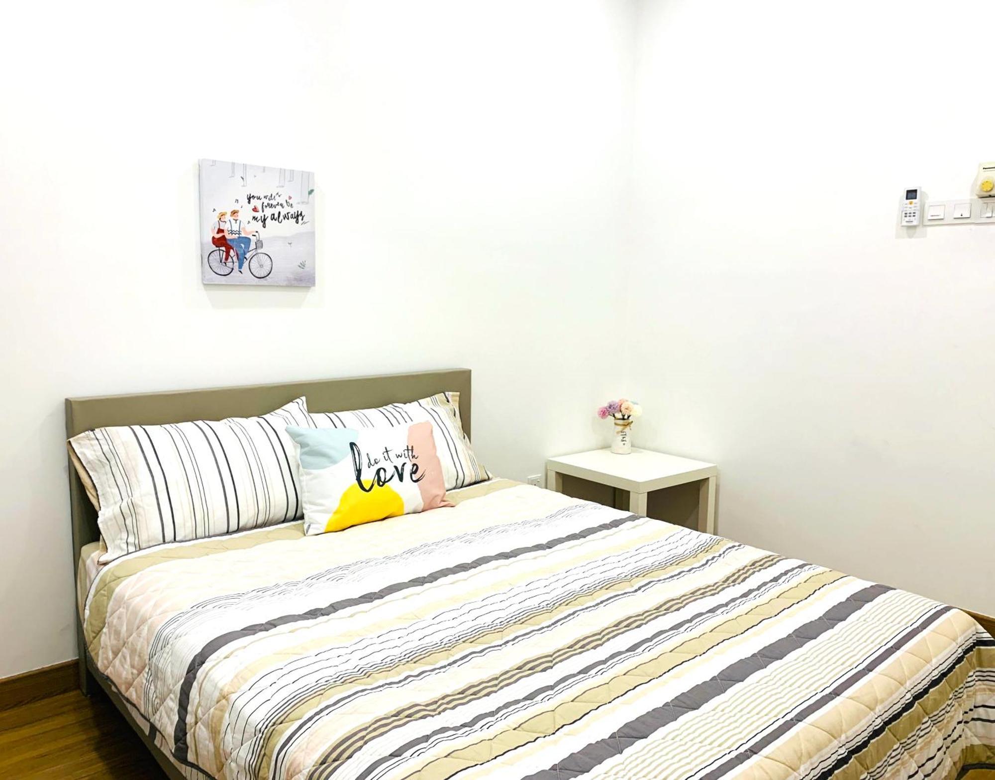 A43 Near Setia Convention Centre & Bukit Raja Holiday home
